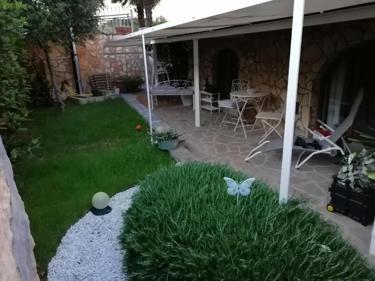Casa In Collina "La Farfalla" Riparbella Exterior foto