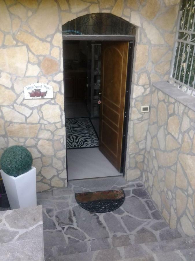 Casa In Collina "La Farfalla" Riparbella Exterior foto