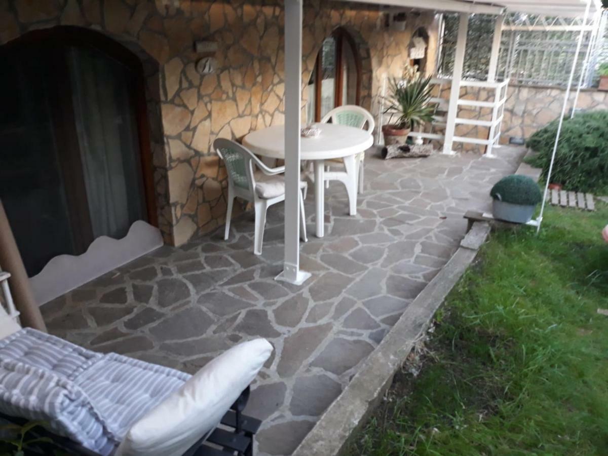 Casa In Collina "La Farfalla" Riparbella Exterior foto